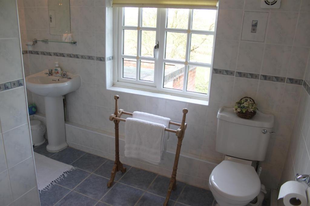 Ingon Bank Farm Bed And Breakfast Στράτφορντ απόν Έιβον Δωμάτιο φωτογραφία